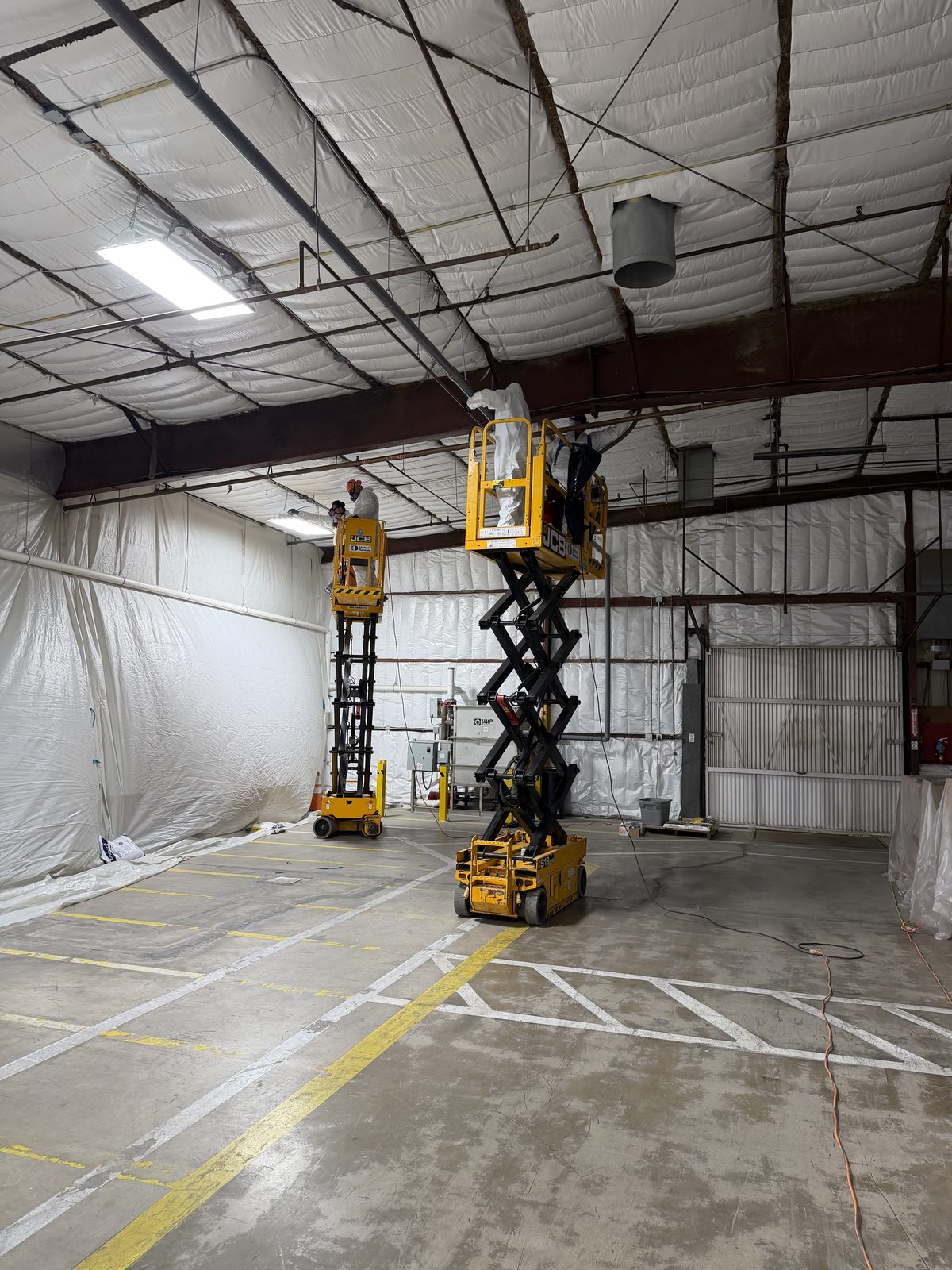 Lift work along the containment face
